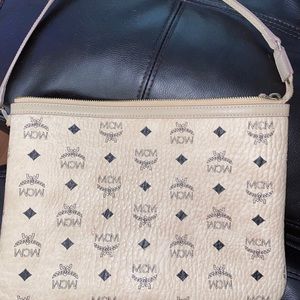 MCM pouch